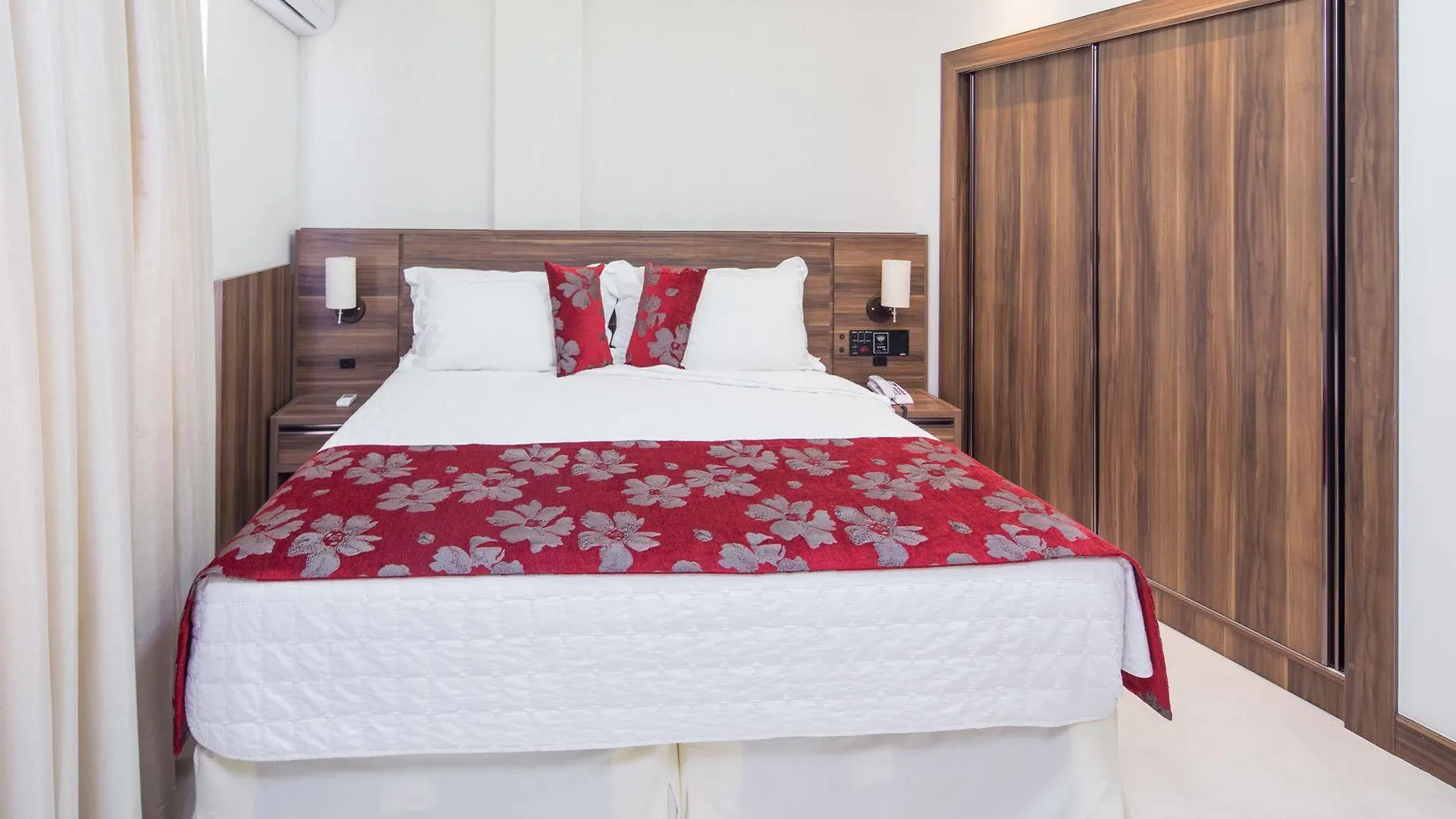 Hotel Ilha Da Madeira Balneário Camboriú