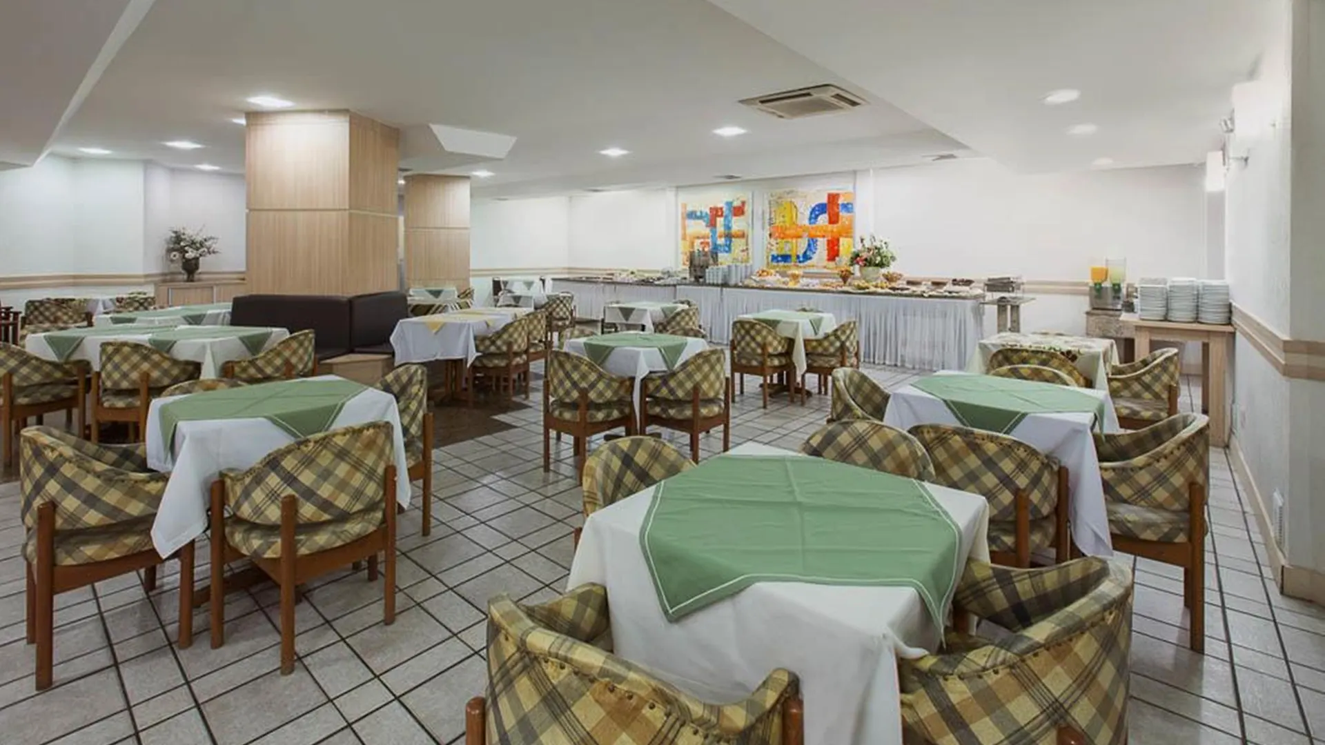 Hotel Ilha Da Madeira Balneario Camboriu 3*,  Brazil
